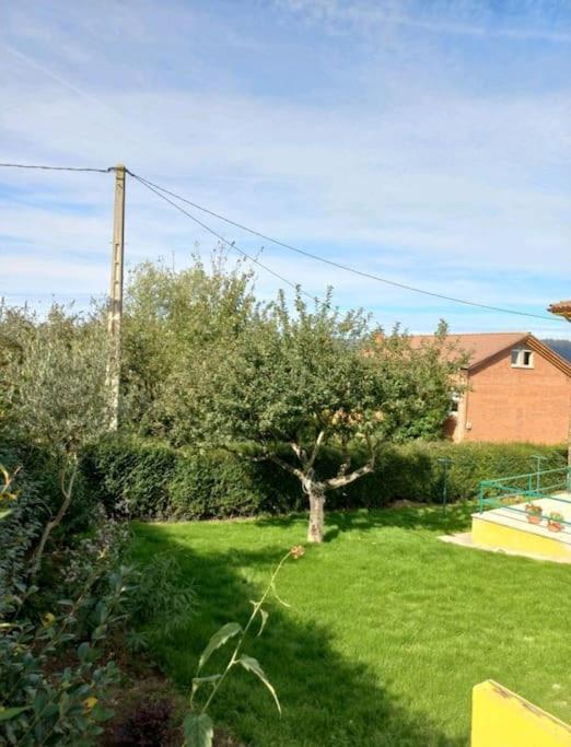 Casa Con Finca En Oviedo El Casero Экстерьер фото